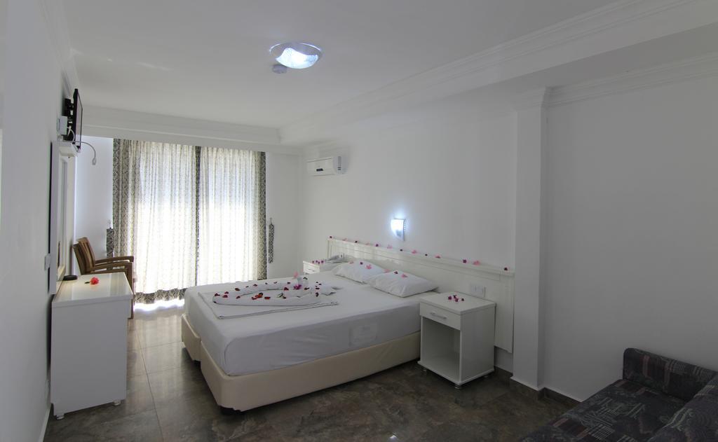 Bariscan Hotel Аланя Екстериор снимка